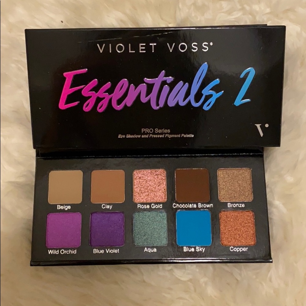 Eyeshadow palette - Essentials 2 - Violet Voss